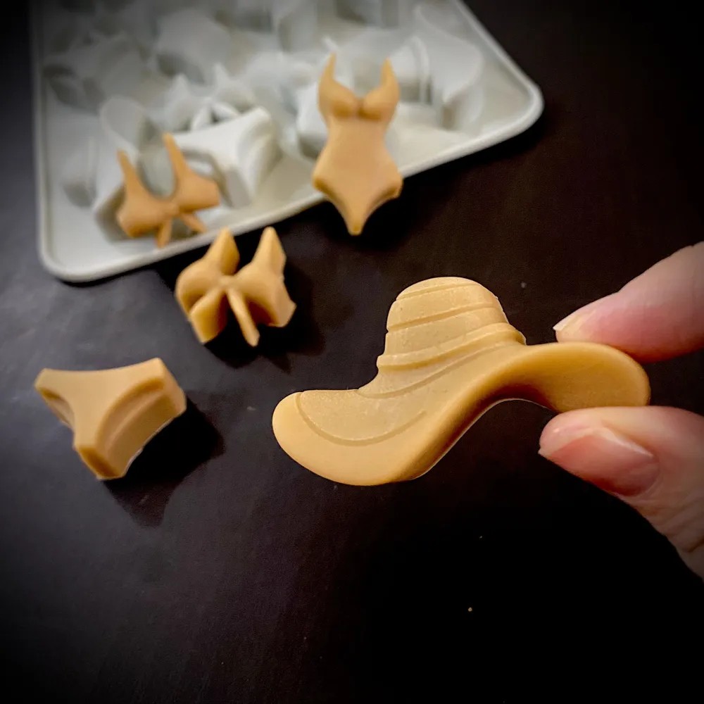 A Summer-Themed Beach Bikini M - đánh giá và giá Resin Art Craft