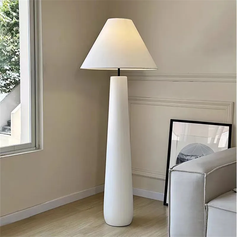 Wabi Sabi White Mushroom Stand - đánh giá và giá Resin Art Floor Design