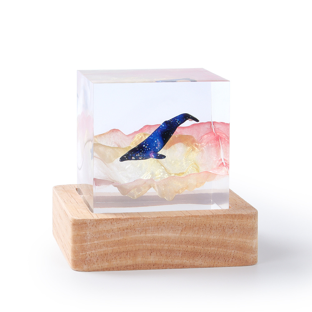 5cm Cube Organism Resin Table  - đánh giá và giá Resin Art Cube