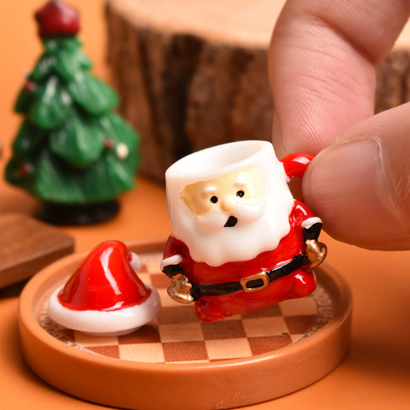 Mini Santa Teacup Ornament - R - đánh giá và giá Resin Art Craft