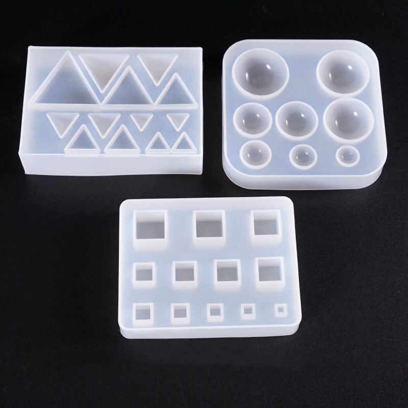 Dễ Thương Hạt Khối Lập Phương  - đánh giá và giá Resin Art Cube